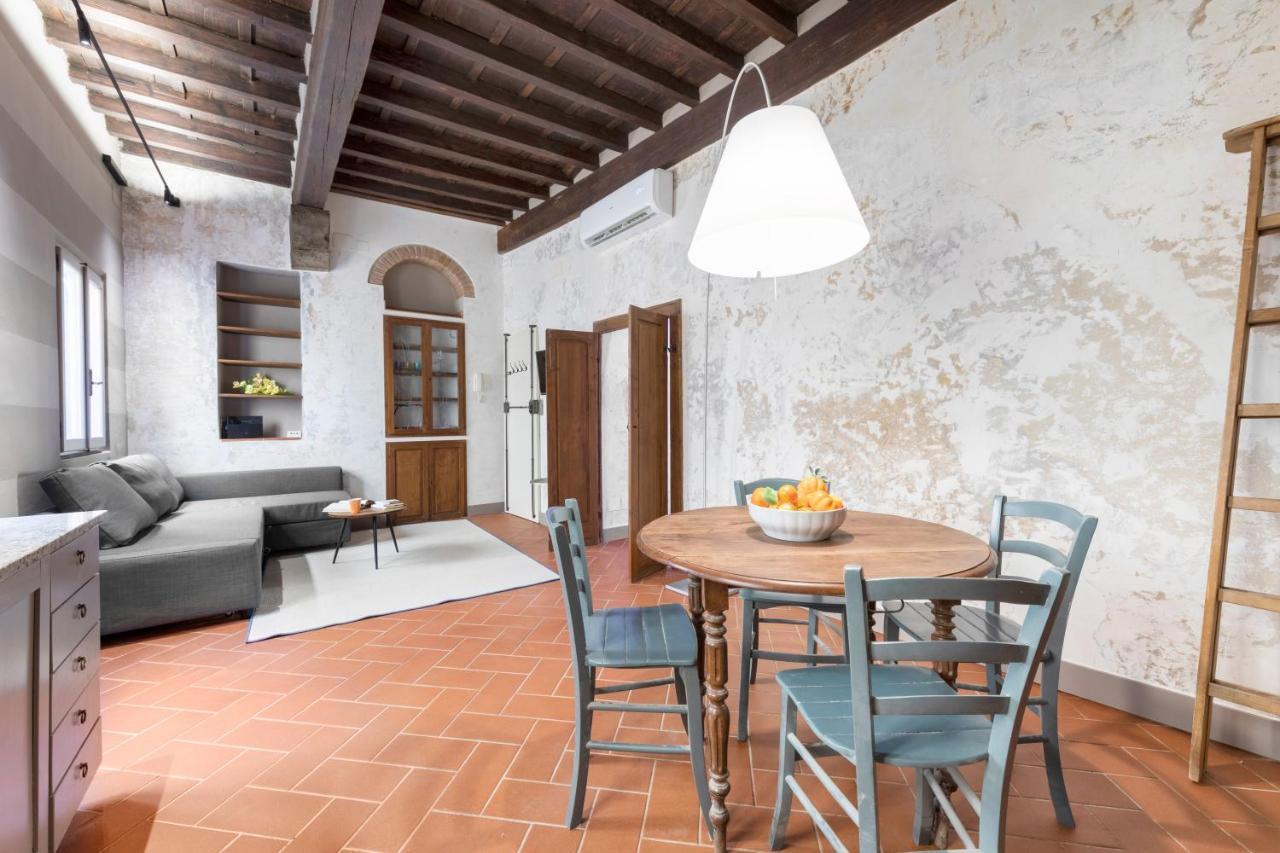 Santa Trinita Industrial Flat Florença